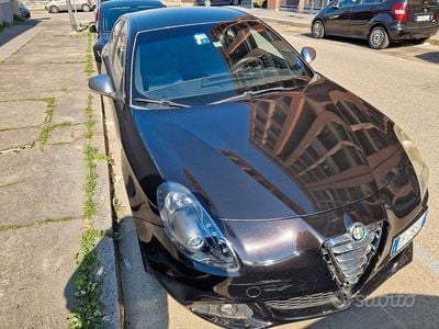 Usata Alfa Romeo Giulietta Distinctive 140 CV (102 kW) 2010 Nero Utilitaria