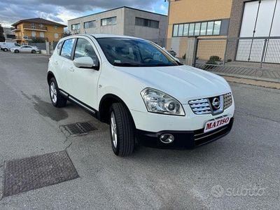 Usata Nissan Qashqai Tekna 115 CV (84 kW) 2009 Bianco SUV