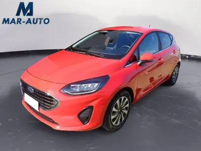 Second-hand Ford Fiesta Titanium 75 CP (55 kW) 2022 Roșu Berlinǎ
