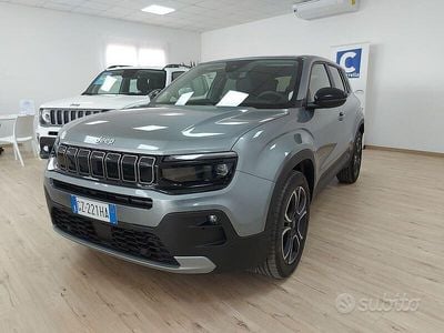 Occasion Jeep Avenger Summit 101 PK (74 kW) 2025 Grijs SUV