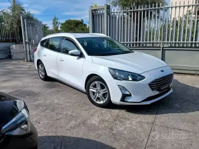 Begagnad Ford Focus Business Edition 120 HK (88 kW) 2019 Vit Kombi