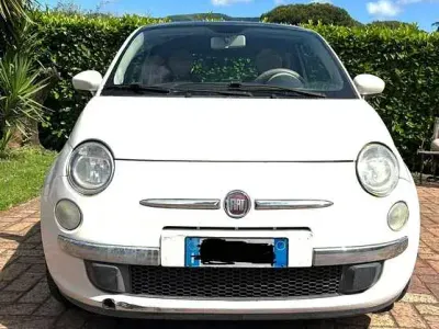 Usata Fiat 500 Lounge 75 CV (55 kW) 2008 Bianco Utilitaria