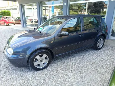 Usata VW Golf III Highline 101 CV (74 kW) 1999 Blu antracite perla Berlina