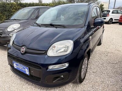 Usata Fiat Panda Lounge 69 CV (50 kW) 2019 Blu/azzurro Utilitaria