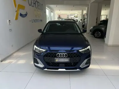 Usata Audi A1 Admired 95 CV (69 kW) 2023 Blu metallizzato SUV