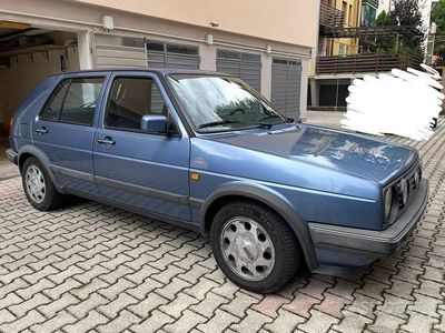 Usata VW Golf II 87 CV (63 kW) 1988 Blu Utilitaria