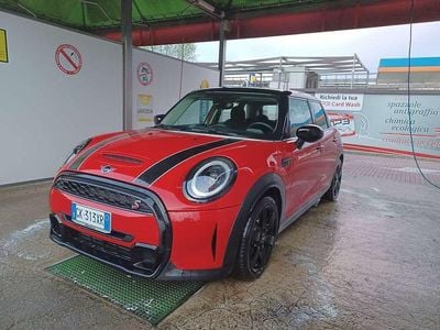 Begagnad Mini Cooper S 178 HK (130 kW) 2022 Röd Halvkombi
