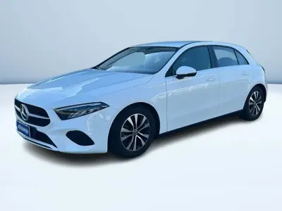 Occasion Mercedes A180 Advanced 116 ch (85 kW) 2025 Blanc Berline