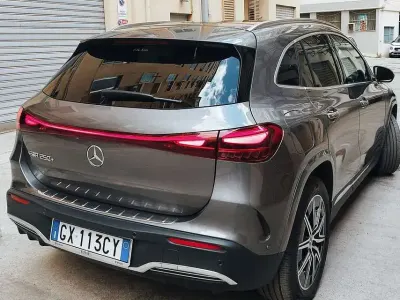 Usata Mercedes EQA250+ AMG Line Premium 94 kW (129 CV) 2025 SUV