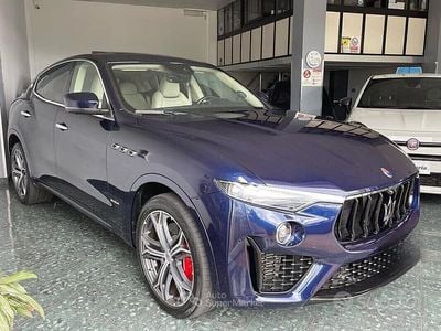 Usata Maserati GranSport 275 CV (202 kW) 2020 Blu Station wagon