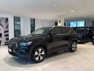 Usata Volvo XC40 Inscription 129 CV (94 kW) 2022 Nero SUV