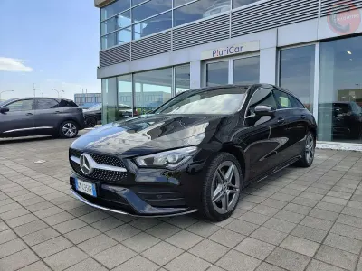 Usata Mercedes CLA250e Premium 160 CV (117 kW) 2022 Nero Coupé