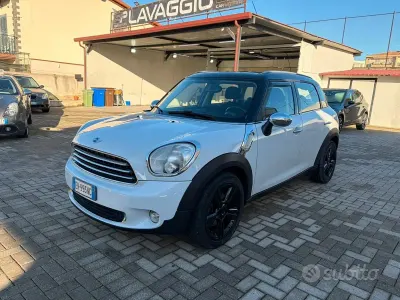 Usata Mini Cooper D Countryman 111 CV (81 kW) 2012 Bianco SUV