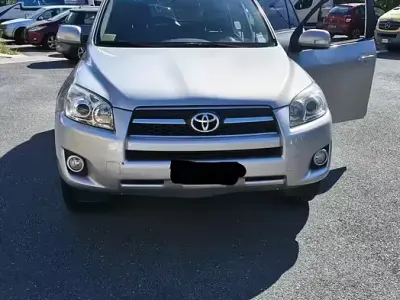 Usata Toyota RAV4 Luxury 150 CV (110 kW) 2009 Grigio SUV