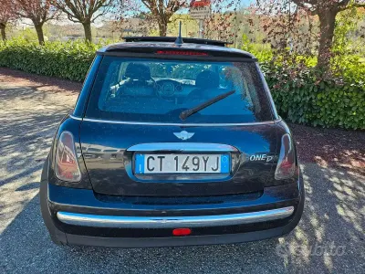 Usata Mini One D 75 CV (55 kW) 2005 Nero Utilitaria