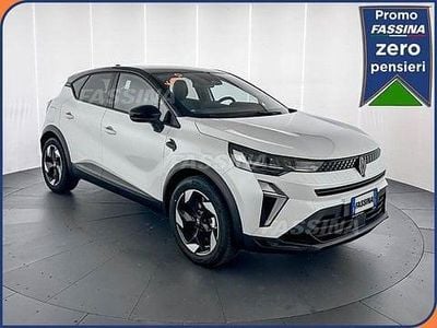 Nuova Renault Captur Techno 114 CV (83 kW) 2026 Bianco/nero SUV
