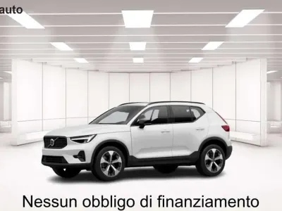 Nuova Volvo XC40 Ultra 163 CV (119 kW) 2026 Chrystal white metallizzato SUV