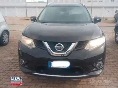 Usata Nissan X-Trail Tekna 131 CV (96 kW) 2016 Grigio SUV