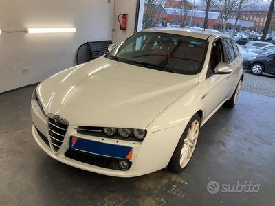 Usata Alfa Romeo 159 Ti 200 CV (147 kW) 2011 Bianco Station wagon