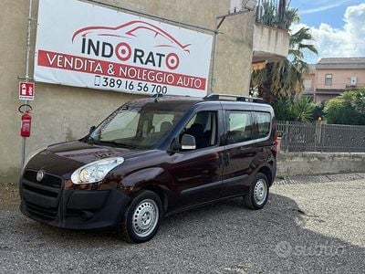 Usata Fiat Doblò Dynamic 104 CV (76 kW) 2011 Bianco Monovolume