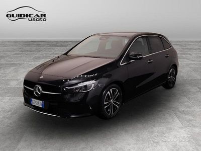 Nuova Mercedes 180 2025 Nero Berlina