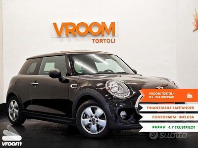 Usata Mini ONE 101 CV (74 kW) 2017 Utilitaria