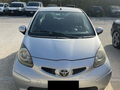 Usata Toyota Aygo Sol 68 CV (50 kW) 2006 Utilitaria