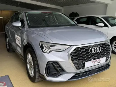 Usata Audi Q3 150 CV (110 kW) 2023 Grigio SUV