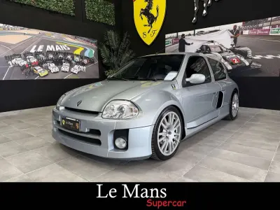 Usata Renault Clio II 226 CV (166 kW) 2001 Gris iceberg met. Berlina