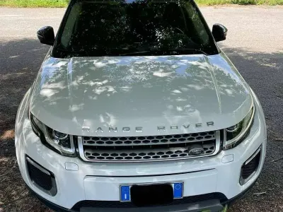 Usata Land Rover Range Rover evoque SE 150 CV (110 kW) 2017 Bianco SUV