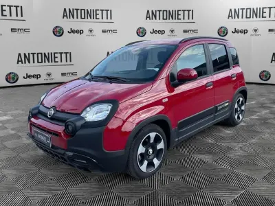 Usata Fiat Panda Cross Cross 69 CV (50 kW) 2025 Rosso Utilitaria