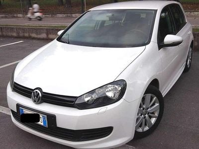 Usata VW Golf VI Edition 105 CV (77 kW) 2011 Bianco Utilitaria
