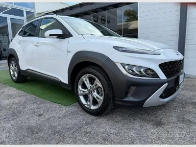 Usata Hyundai Kona 136 CV (100 kW) 2021 Bianco SUV
