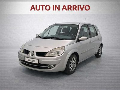 Usata Renault Scénic II Dynamique 106 CV (77 kW) 2007 Argento Monovolume