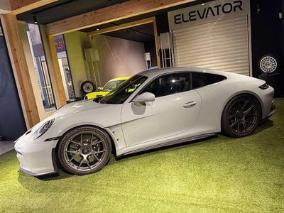 Usata Porsche 992 525 CV (386 kW) 2024 Shade green metallic Coupé
