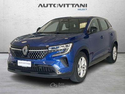 Usata Renault Austral Equilibre 131 CV (96 kW) 2023 Blu scuro SUV