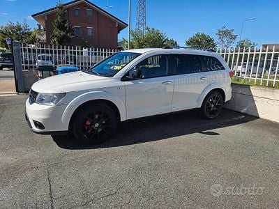 Usata Fiat Freemont 170 CV (125 kW) 2014 Bianco SUV