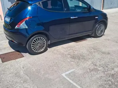 Usata Lancia Ypsilon 60 CV (44 kW) 2018 Utilitaria