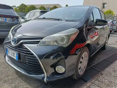 Usata Toyota Yaris Hybrid