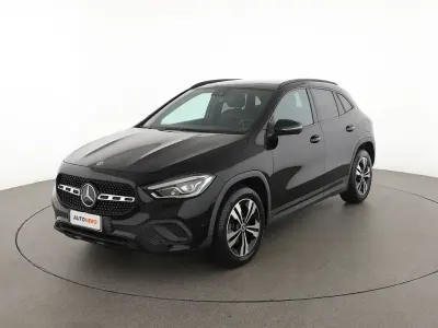 Usata Mercedes GLA180 Premium 116 CV (85 kW) 2020 Nero SUV