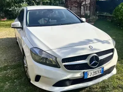 Usata Mercedes A180 Edition 109 CV (80 kW) 2017 Bianco Berlina
