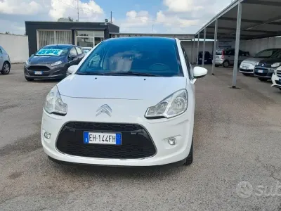 Używany Citroën C3 Exclusive 68 KM (50 kW) 2011 Biały Sedan/Limuzyna