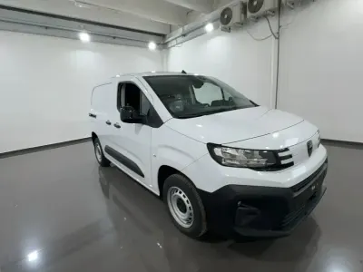 Nuova Peugeot Partner S 100 CV (73 kW) 2026 P0pr  kaolin white pastello Monovolume