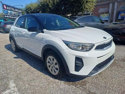 Usata Kia Stonic Urban 101 CV (74 kW) 2018 Bianco SUV