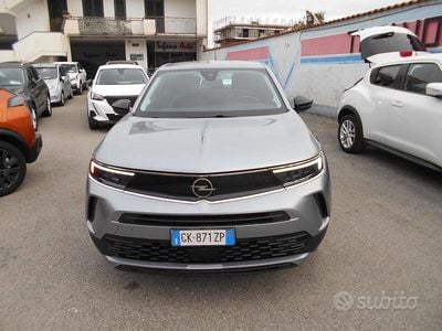 Usata Opel Mokka Elegance 110 CV (80 kW) 2022 Grigio SUV