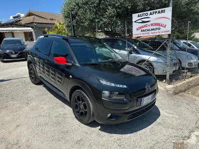 Usata Citroën C4 Shine 99 CV (72 kW) 2016 Nero SUV