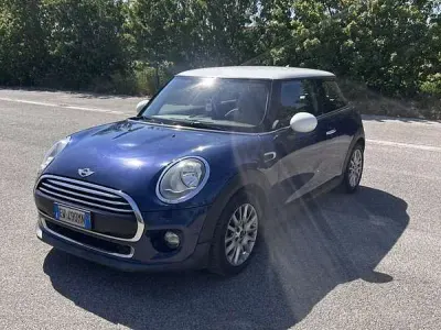 Occasion Mini Cooper D 116 ch (85 kW) 2014 Bleue Citadine