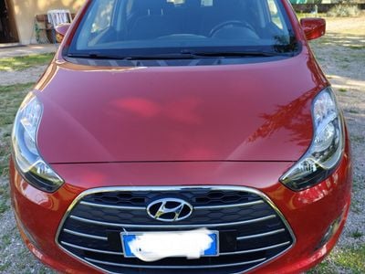Usata Hyundai ix20 Comfort 90 CV (66 kW) 2016 Rosso Utilitaria