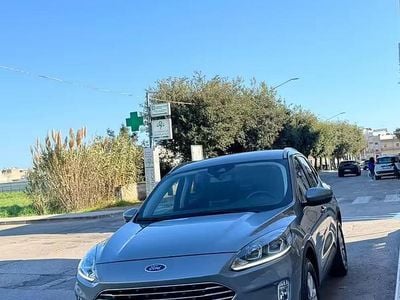 Usata Ford Kuga Titanium 120 CV (88 kW) 2021 Grigio SUV