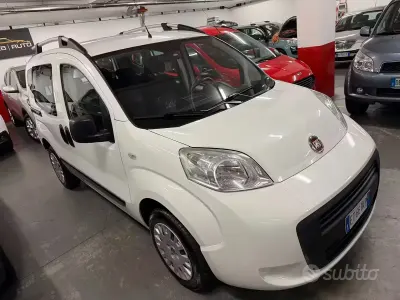 Usata Fiat Qubo Active 73 CV (53 kW) 2013 Bianco Monovolume
